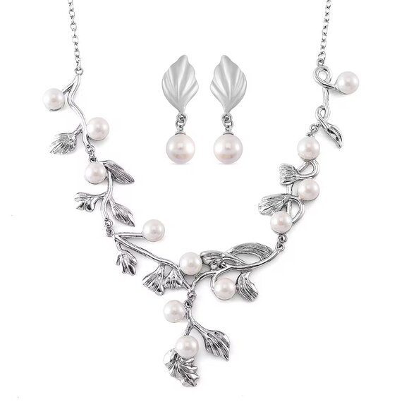 Stunning White Shell Pearl Leaf Necklace and Earrings in Silvertone 2 Piece Set - Picture 1 of 3